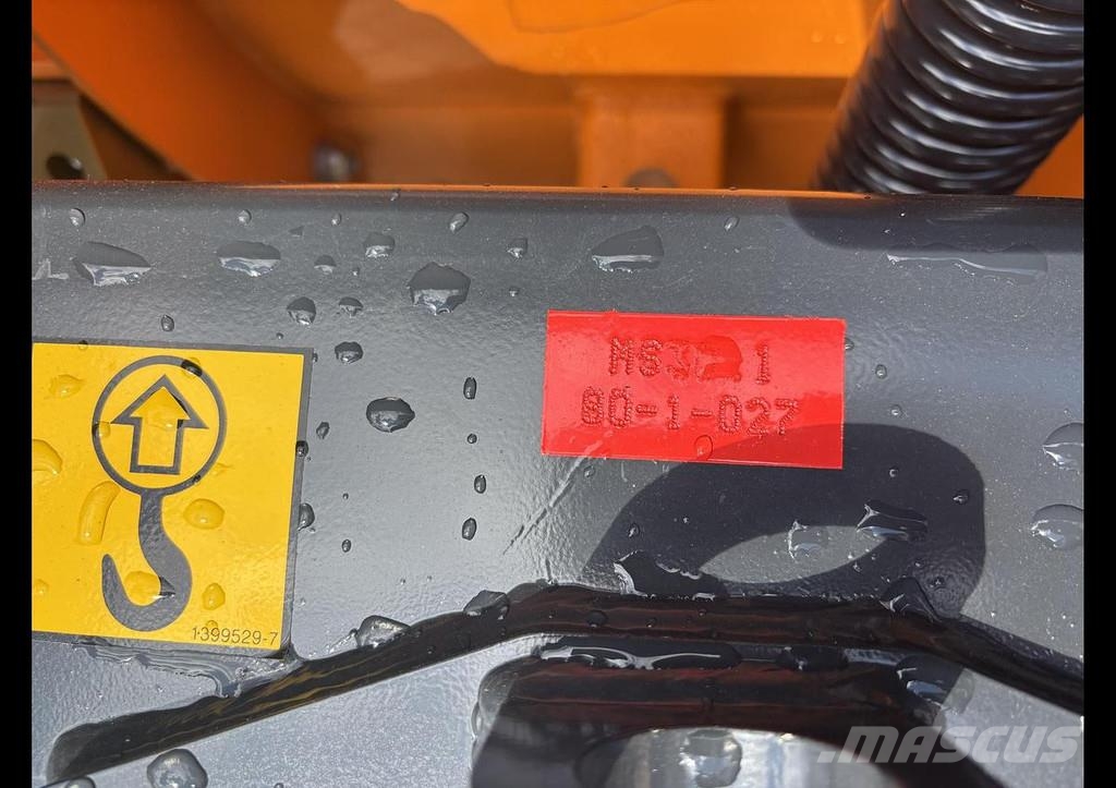 Aebi SCHMIDT Tarron MS 30.1 Snow blades and plows