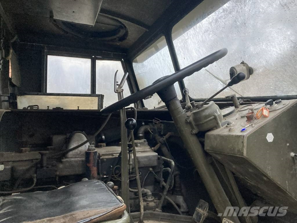 Saurer BERNA - 4CM/4UM Zaplachtované vozy