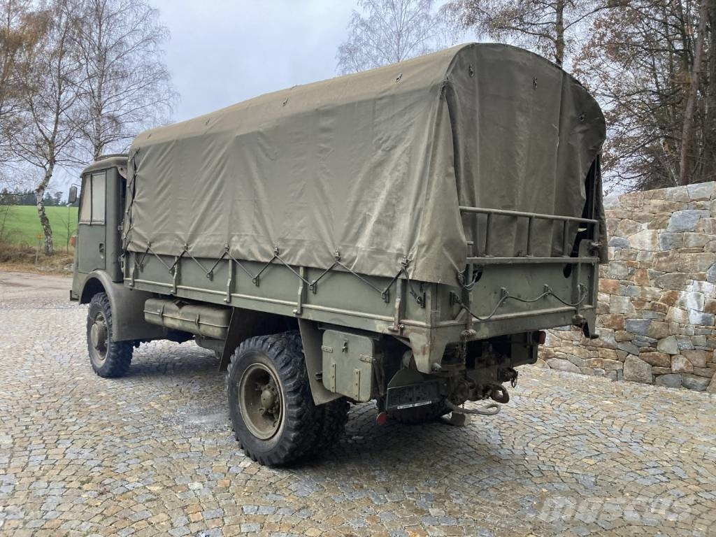Saurer BERNA - 4CM/4UM Zaplachtované vozy