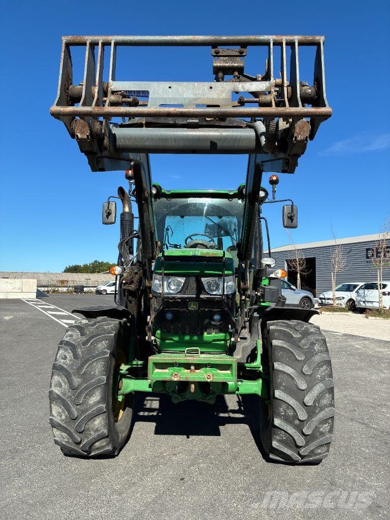 John Deere 6115 R Traktorer