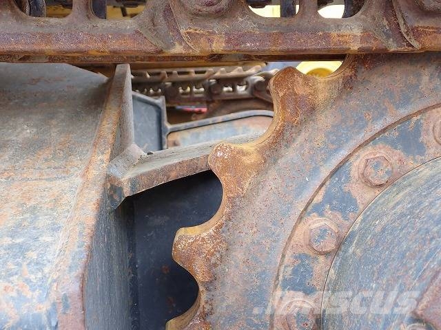 Komatsu PC128US-11 履带挖掘机