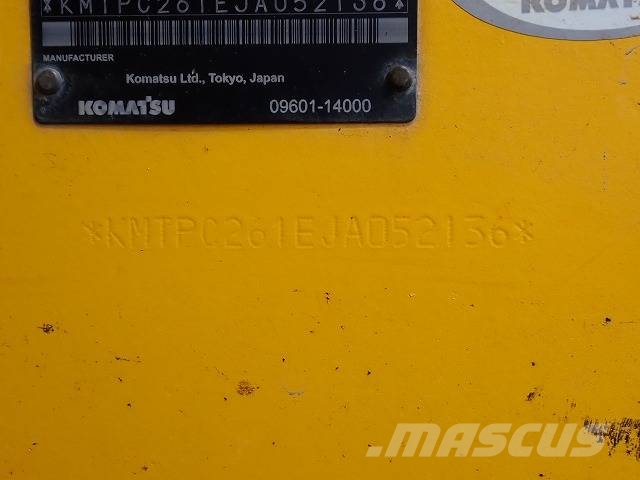 Komatsu PC128US-11 履带挖掘机