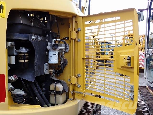Komatsu PC128US-11 履带挖掘机