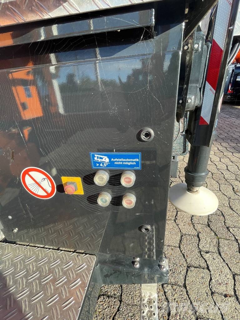 MAN P300 KS Auto hoogwerkers