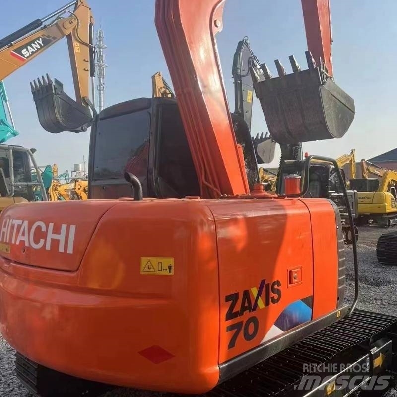 Original Japan Hitachi ZX70 Excavator Hitachi Excavator in Low Price Used  Hitachi Excavator for Hot Sale