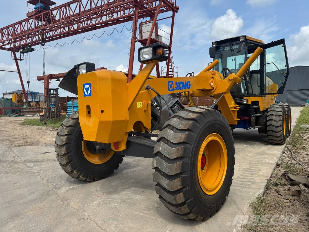 XCMG GR 215 Grederji