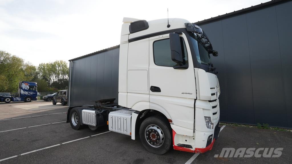Mercedes-Benz ACTROS 2442 6x2 RHD 518.600km وحدات الجر