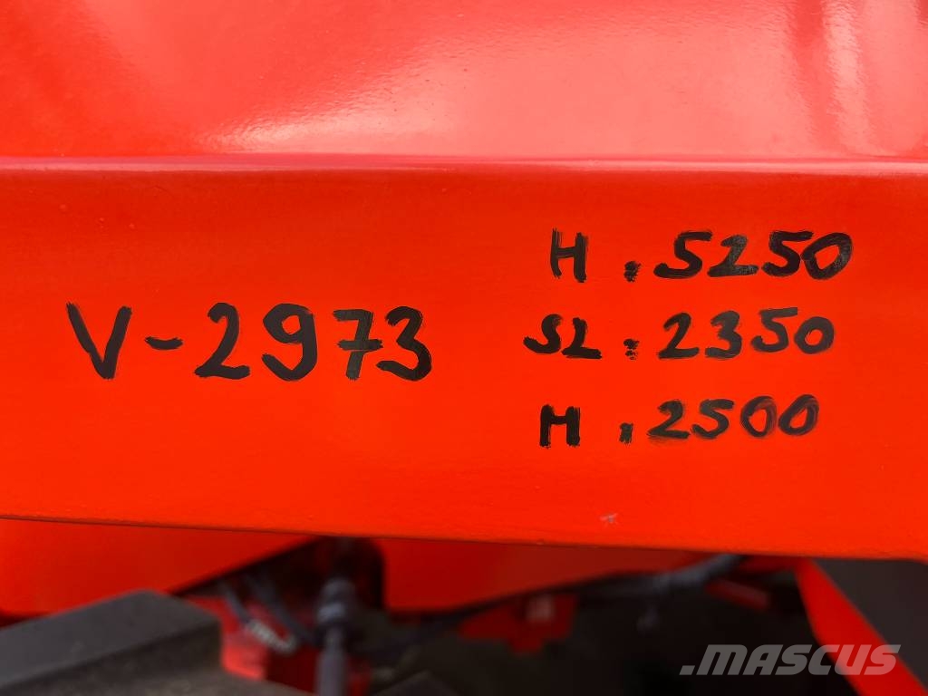 Manitou LOC MANULOC MVT 1130 LS V-2973 EO 伸縮臂操作車