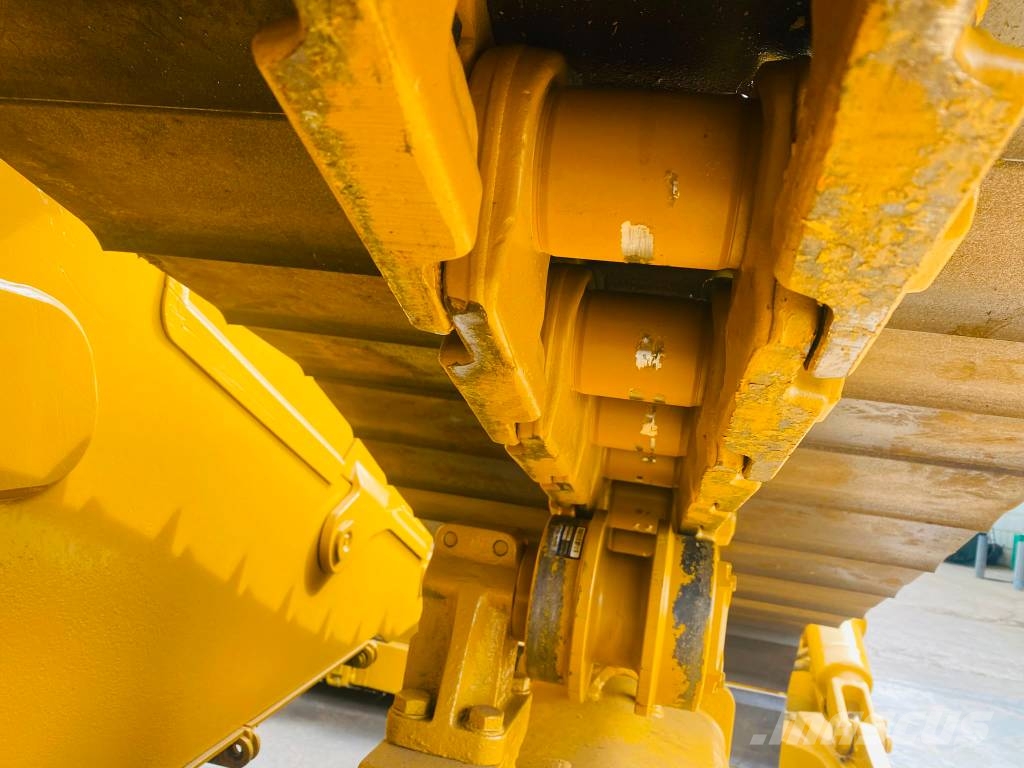 CAT D 6 XE Μπουλντόζες με ερπύστριες