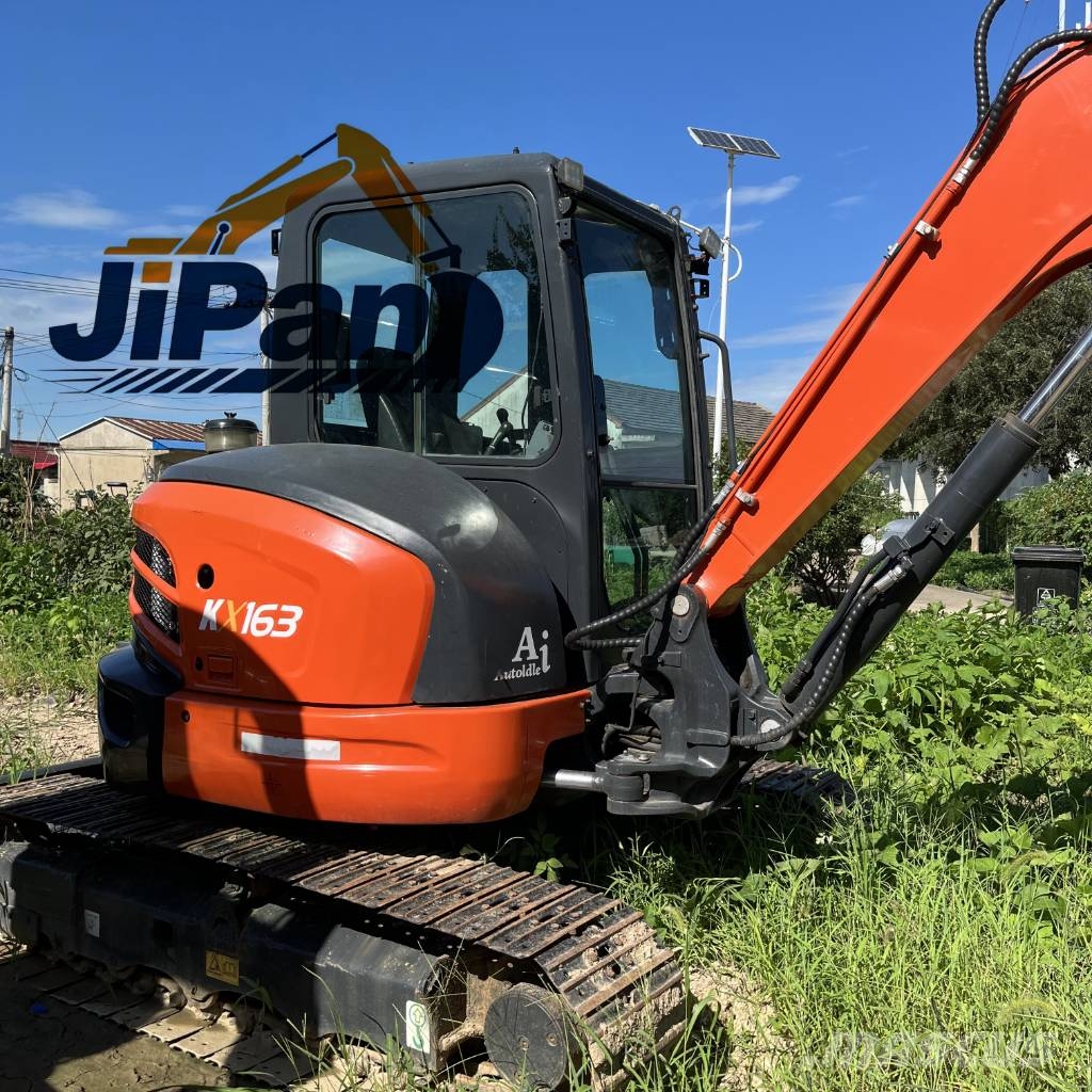 Kubota KX 163-5 소형 굴삭기 7톤 미만
