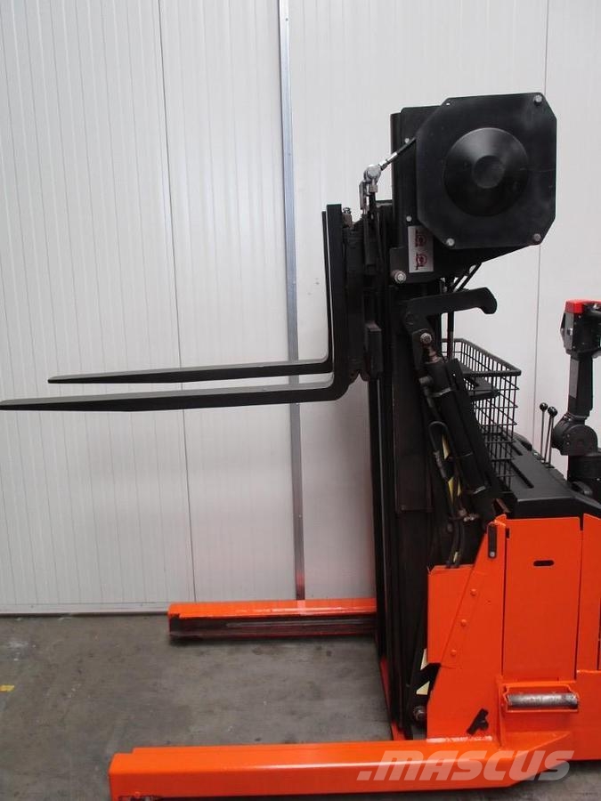 BT RWE120 Meerij pallettruck met platform