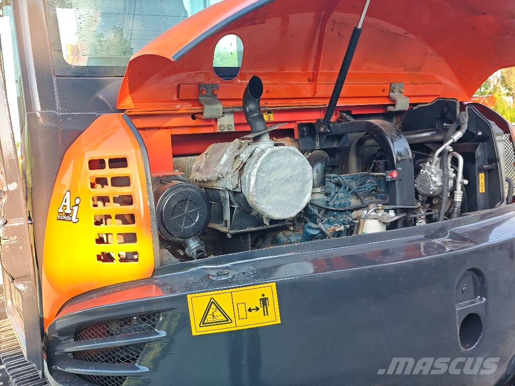 Kubota KX 080 حفارات صغيرة أقل من 7 طن (حفارات صغيرة)