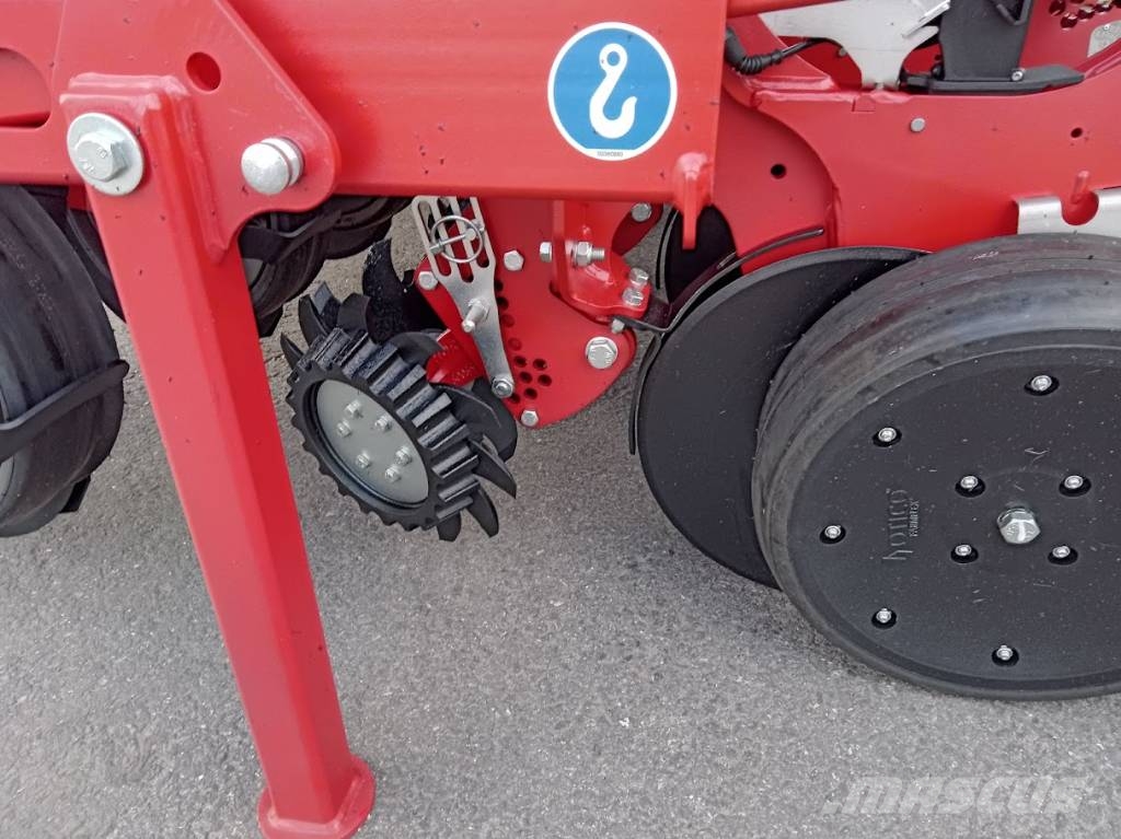 Horsch Maestro 6 TV ماكينات البذر الدقيق
