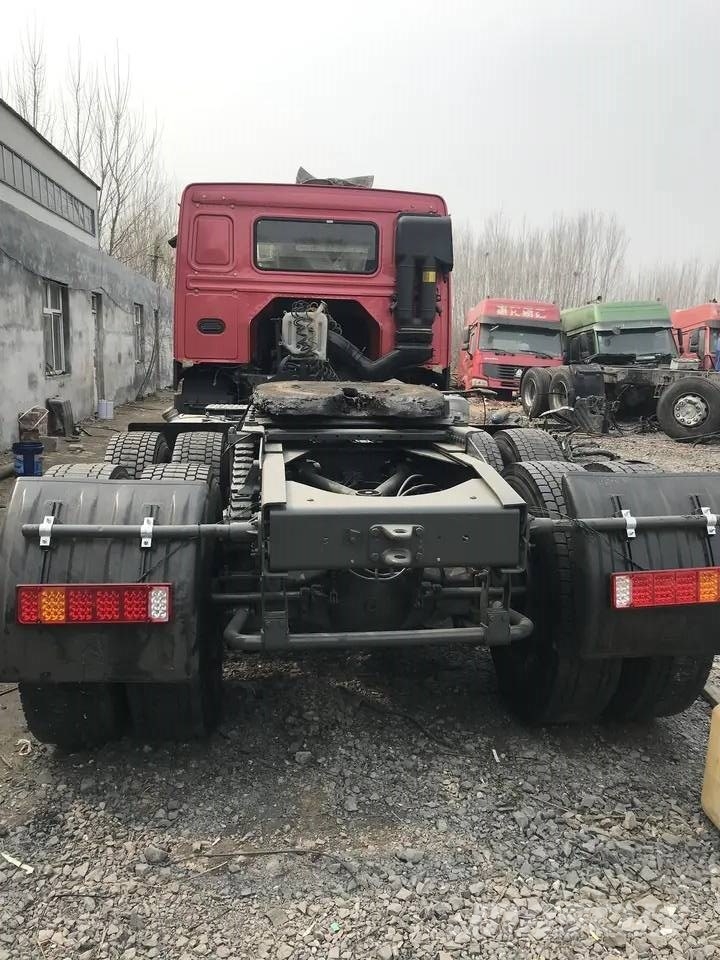 Howo 375 6x4 Влекачи