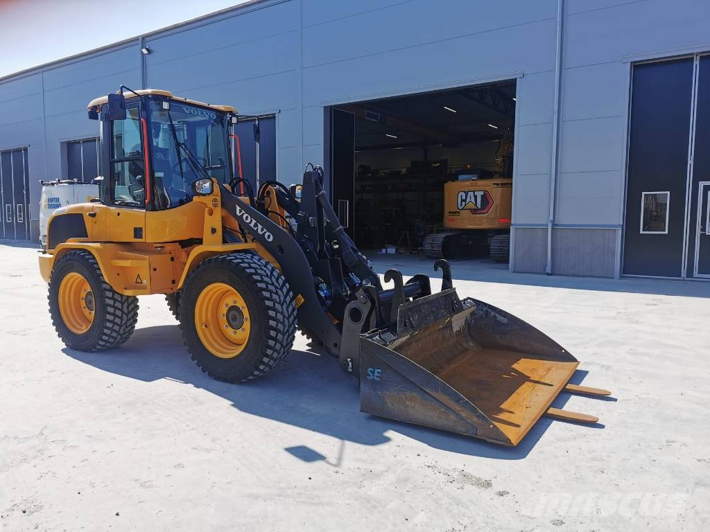 Volvo L35HT 輪胎式裝載機