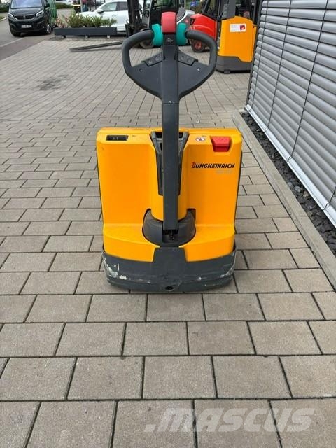 Jungheinrich EJE 116 (Batterie aus 2021) Rankiniai vėžimėliai