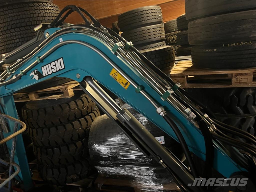 Toyota Huski M-38U Minigraafmachines < 7t