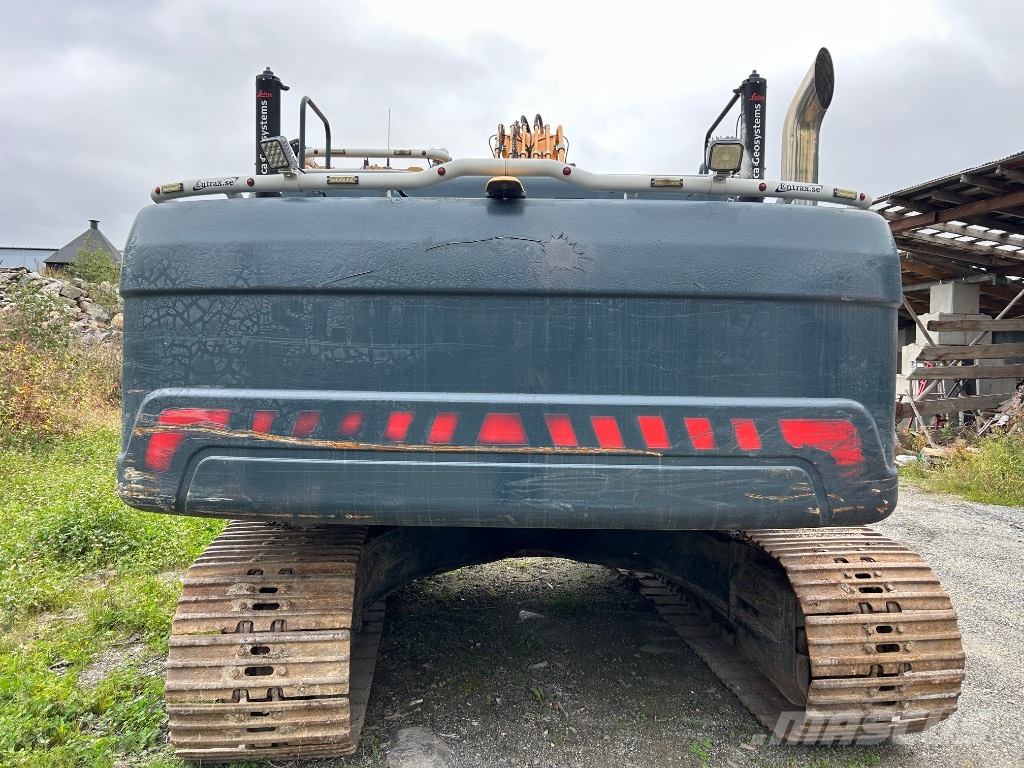 Hyundai HX 300 L Bandgrävare