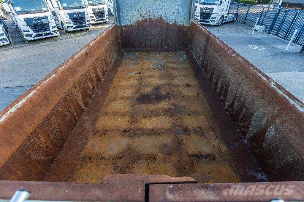 MAN TGS 26.400 BB + BV MANUEL Camion benne