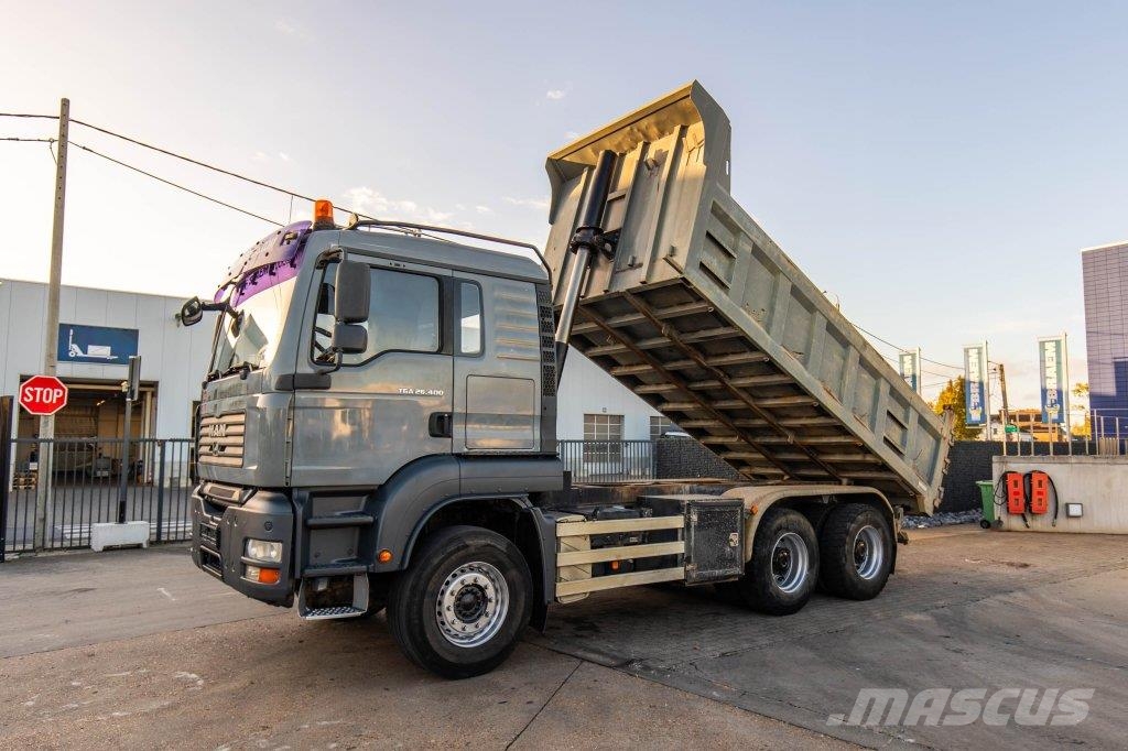 MAN TGS 26.400 BB + BV MANUEL Camion benne
