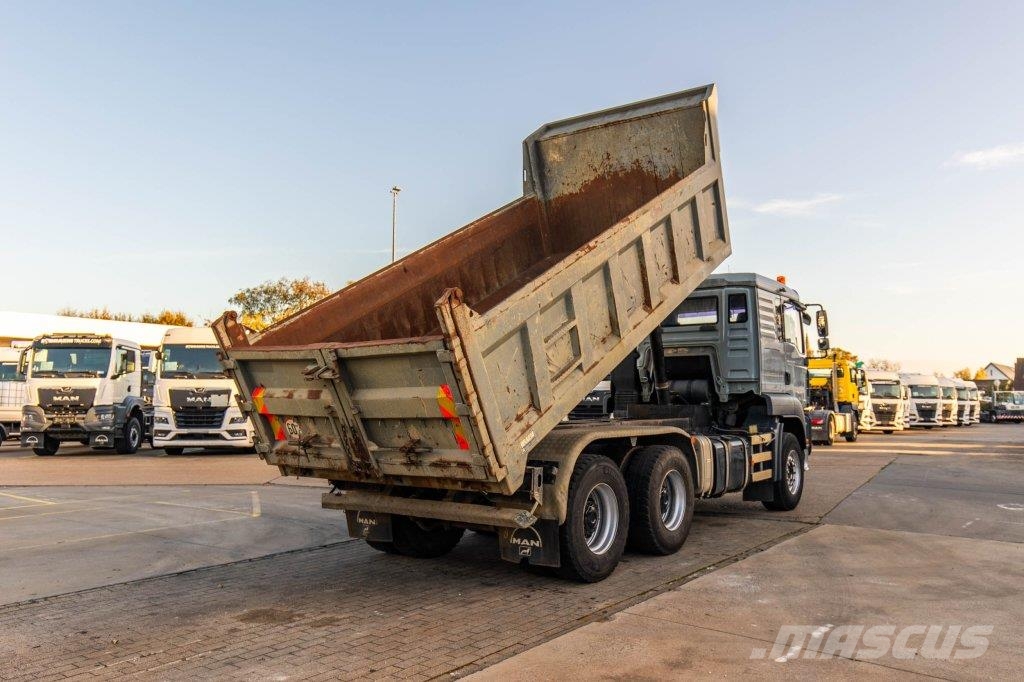 MAN TGS 26.400 BB + BV MANUEL Camion benne