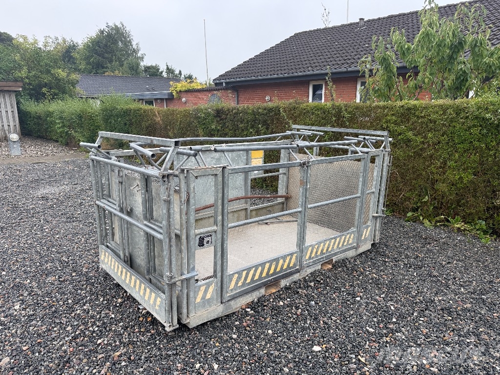 Manitou MT 1840 Teleskopiskie manipulatori
