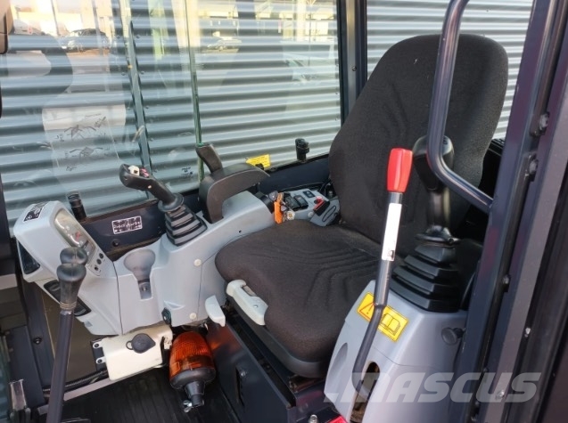 Kubota u27-4 Mini ekskavatörler, 7 tona dek