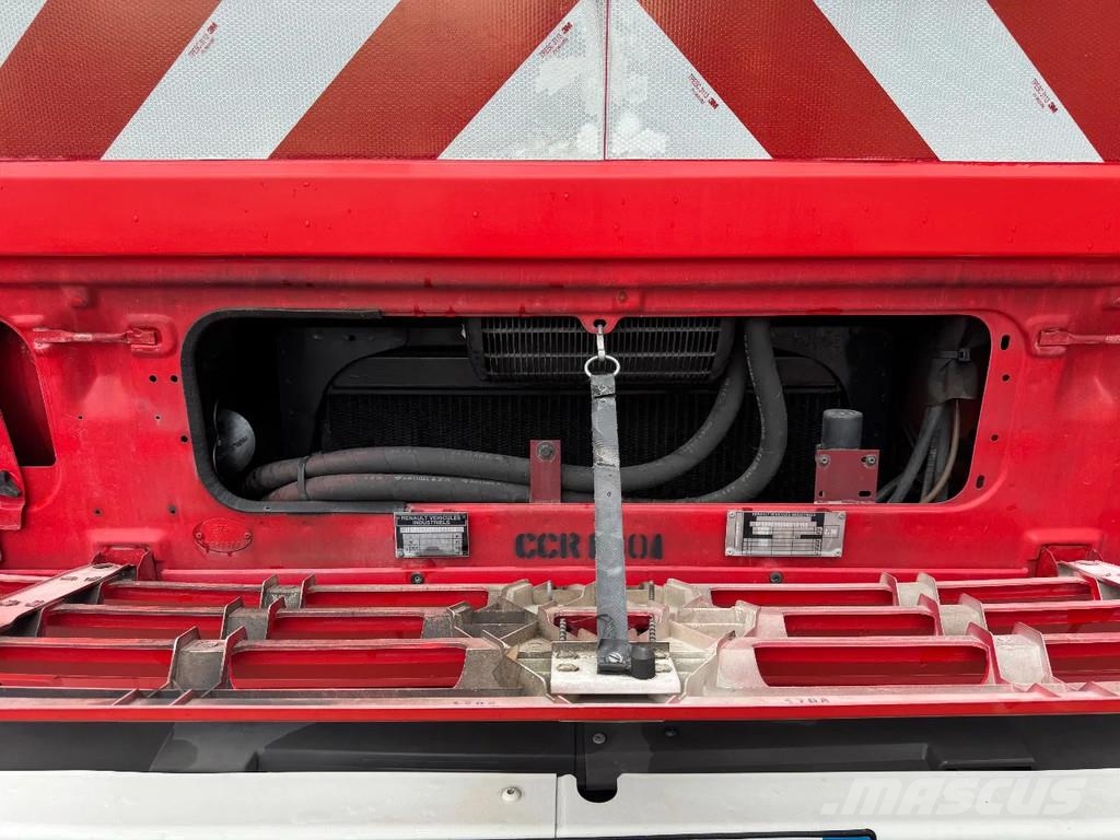 Renault G230 **FIRETRUCK-WATERTANK-PUMP** 消防車