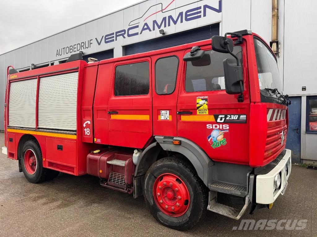 Renault G230 **FIRETRUCK-WATERTANK-PUMP** 消防車