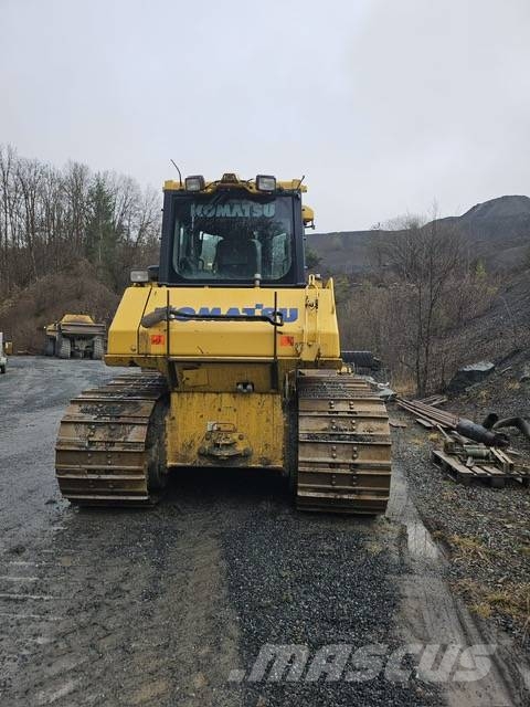 Komac D 65 WX-17 Crawler dozers