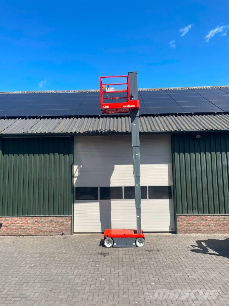 SkyJack SJ 16 Vertikālie pacēlāji