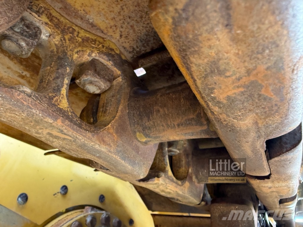CAT D 6 N LGP Crawler dozers