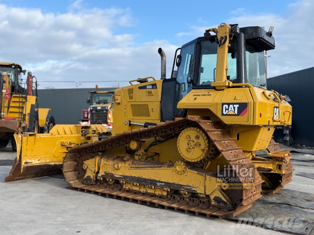 CAT D 6 N LGP Crawler dozers