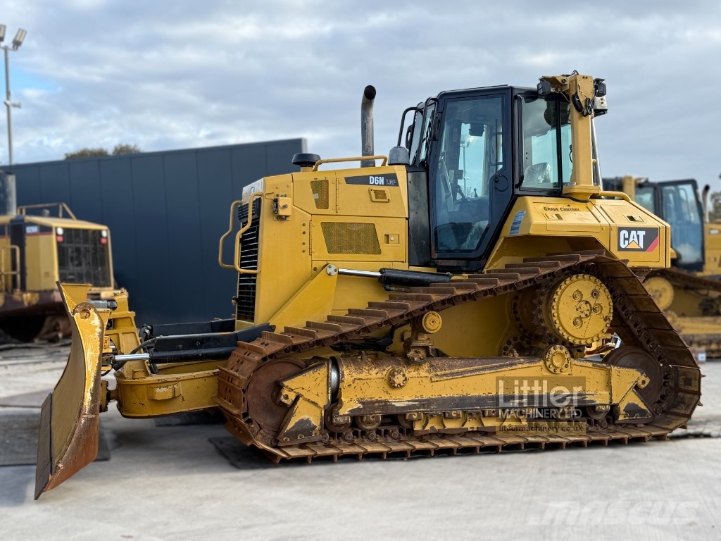CAT D 6 N LGP Crawler dozers