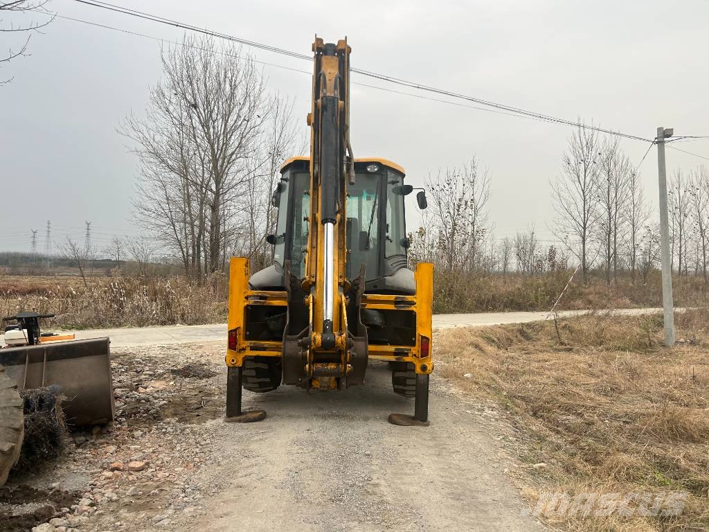 JCB 4 CX Ekskavaatorlaadurid