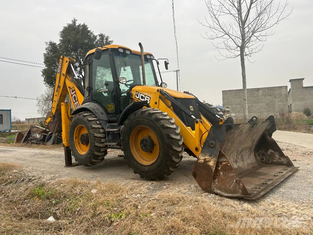 JCB 4 CX Ekskavaatorlaadurid