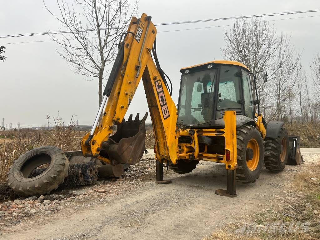 JCB 4 CX Ekskavaatorlaadurid