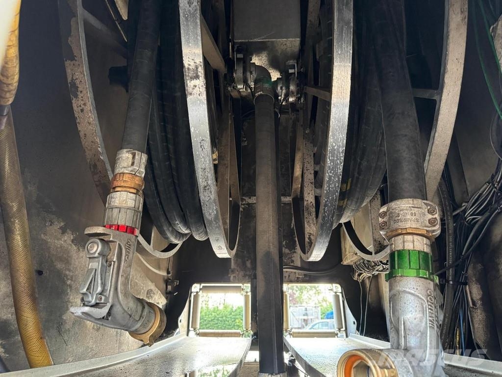 Scania G450 8X2 + 24.000 LITER TANK + 5 COMPARTIMENTS + H Camiones cisternas