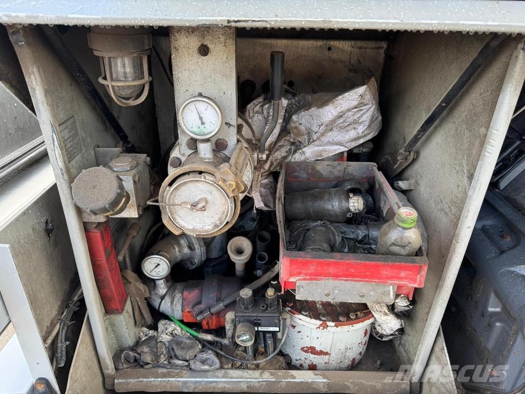 Scania G450 8X2 + 24.000 LITER TANK + 5 COMPARTIMENTS + H Camiones cisternas