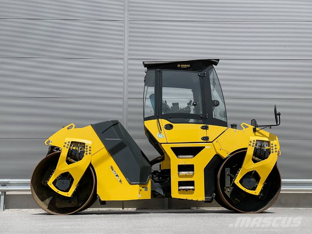 Bomag BW 161 AD-5 Dvojni valjarji