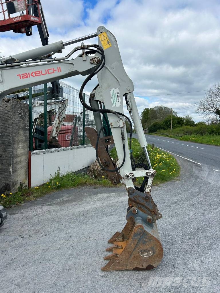 Takeuchi TB230 Mini excavators < 7t (Mini diggers)