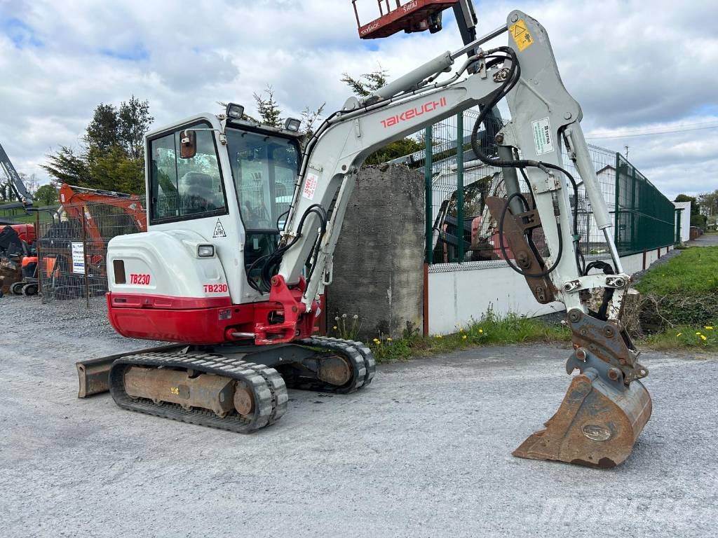 Takeuchi TB230 Mini excavators < 7t (Mini diggers)