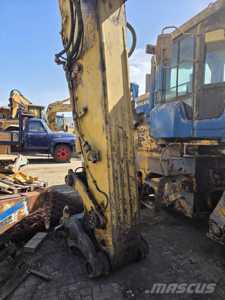 Komatsu PC 700 LC-8 Crawler excavators