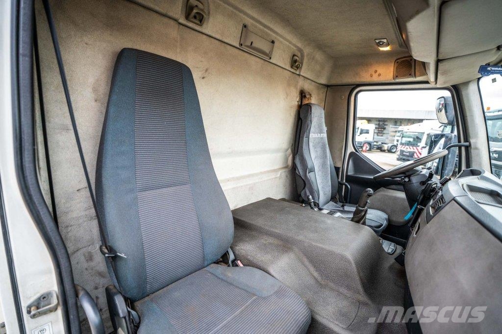 Volvo FE 280 Camiones con caja de remolque