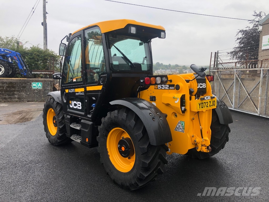 JCB 532-60 معدات مناولة لأغراض الزراعة