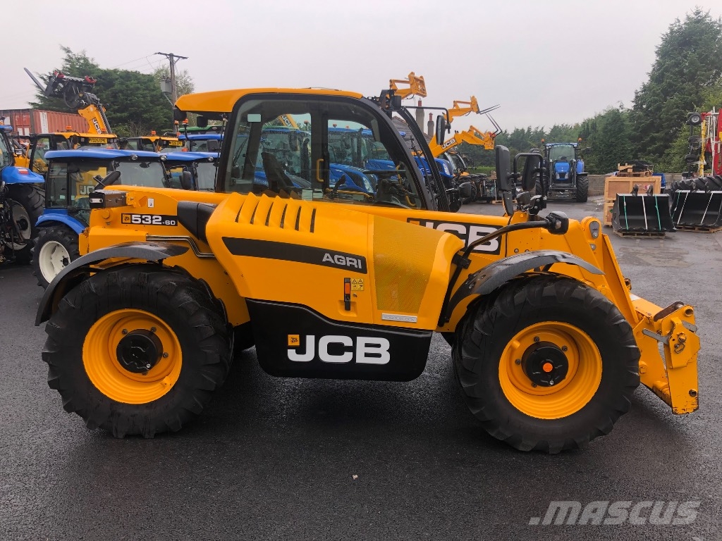 JCB 532-60 معدات مناولة لأغراض الزراعة