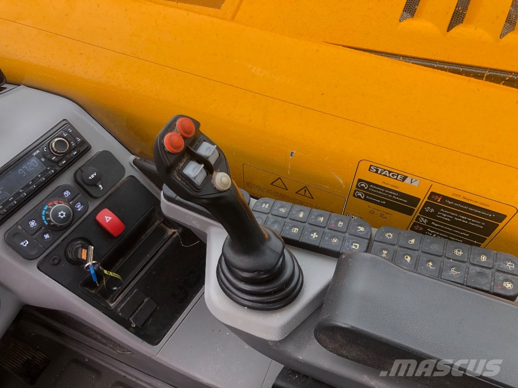 JCB 532-60 معدات مناولة لأغراض الزراعة