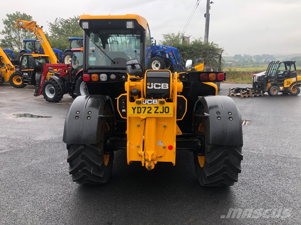 JCB 532-60 معدات مناولة لأغراض الزراعة