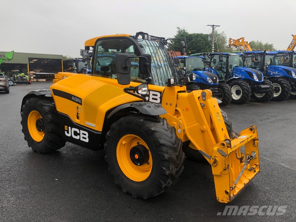 JCB 532-60 معدات مناولة لأغراض الزراعة