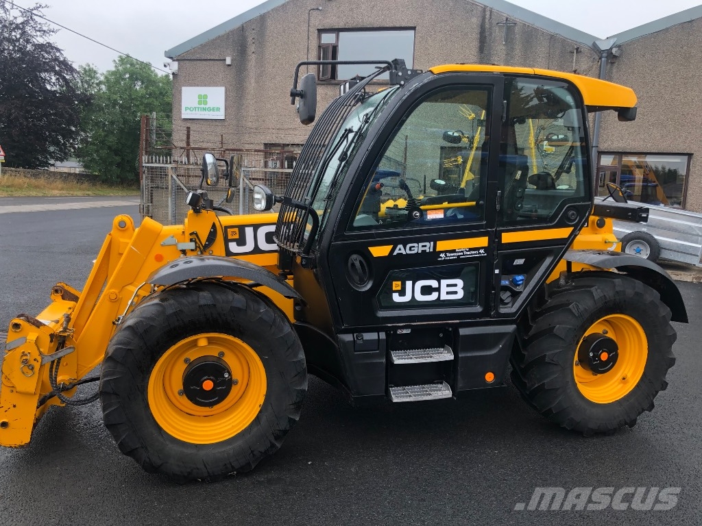 JCB 532-60 معدات مناولة لأغراض الزراعة